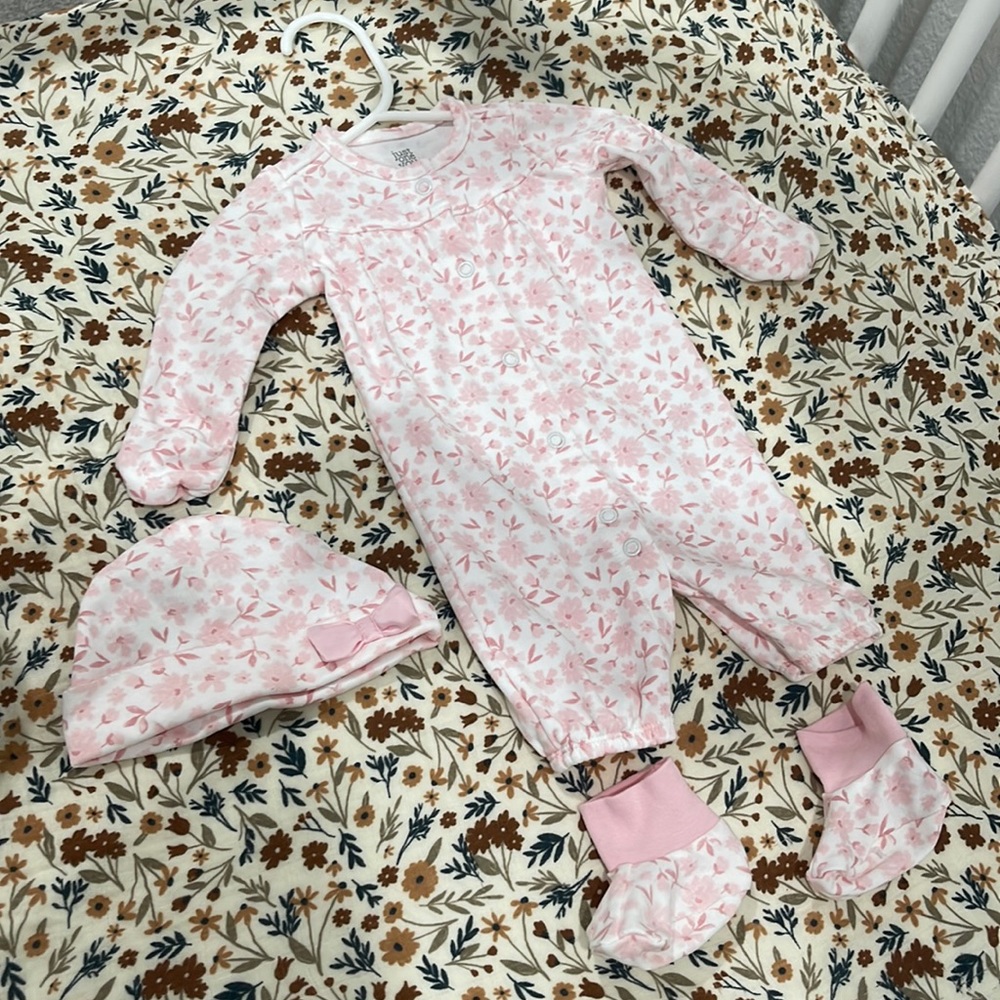 Carter’s 3 Piece set